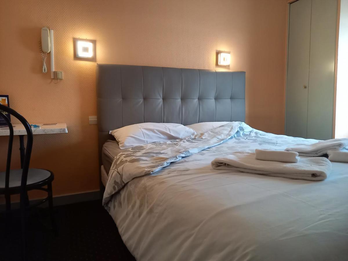 Le Terminus Fasthotel Soissons Centre מראה חיצוני תמונה